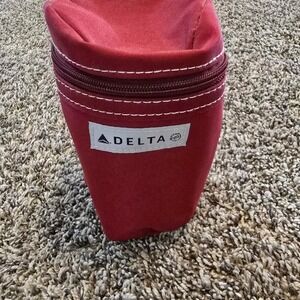 Delta Airlines First Class Elite Flight Amenity Pouch Red